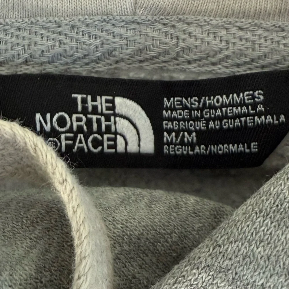 The North Face Hoodie Men’s M Gray Logo Pullover Sweatshirt Kangaroo Pocket